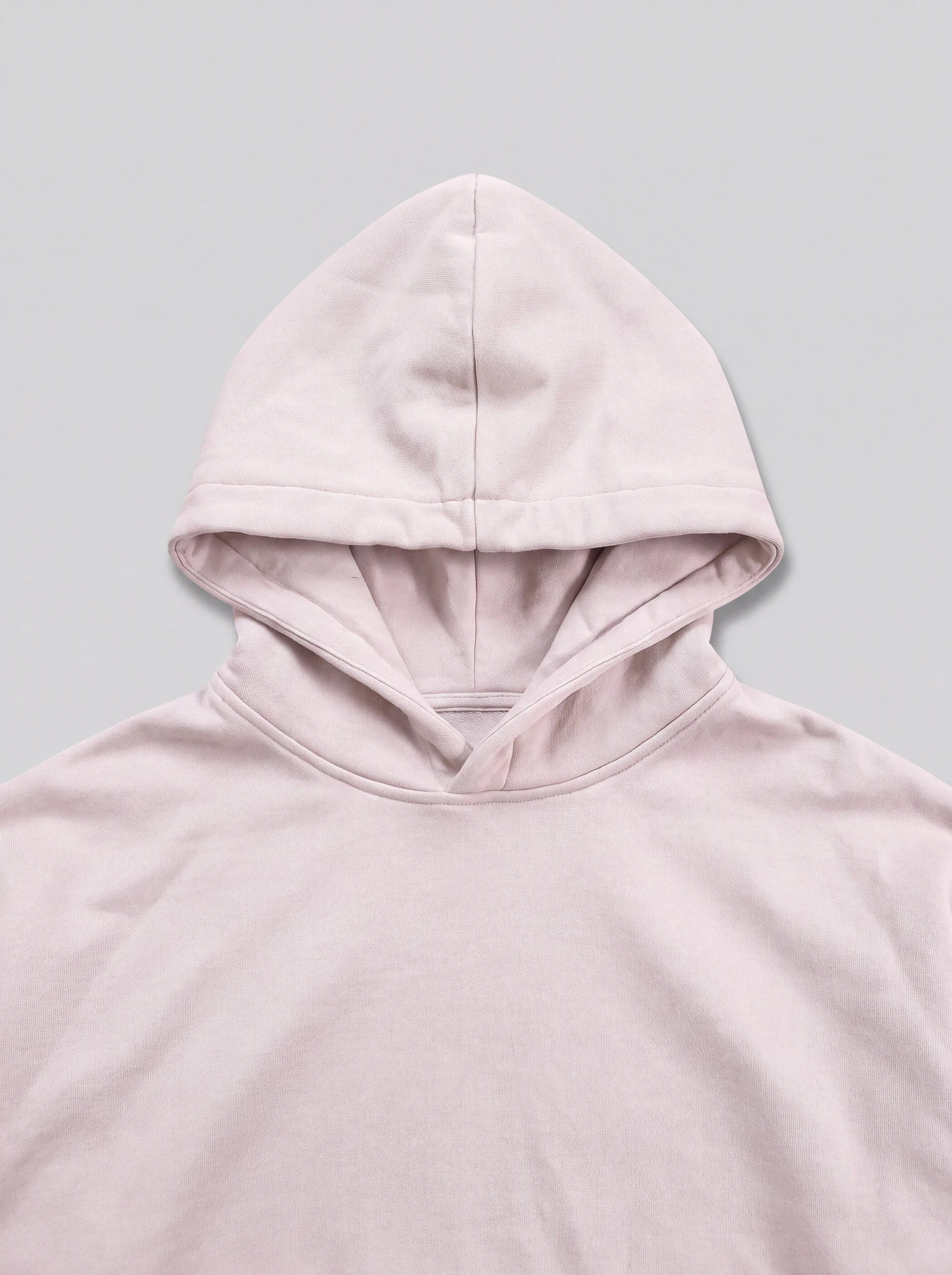 Hoodie Básico Beige — detalle: capucha