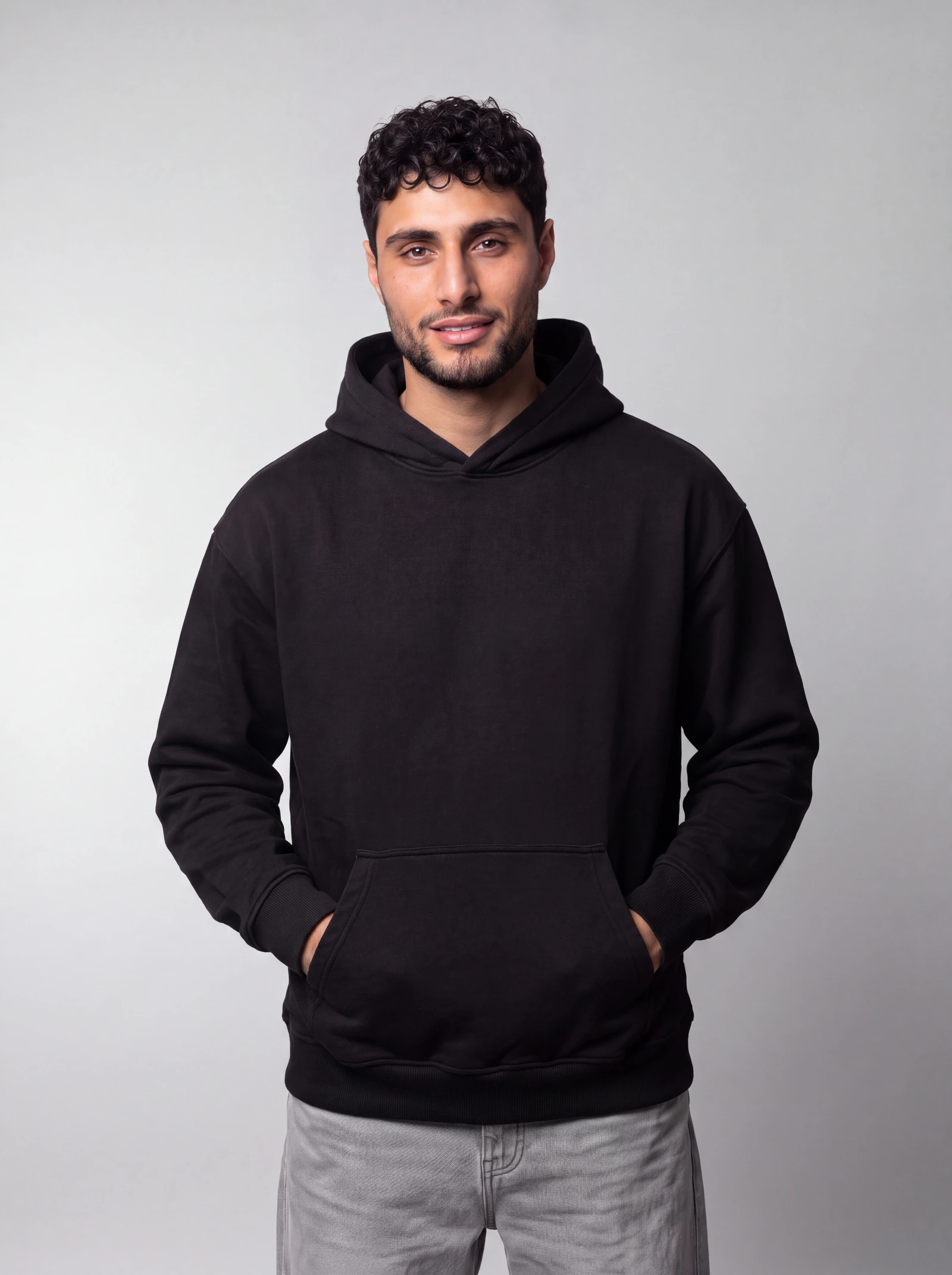Hoodie Básico — Negro