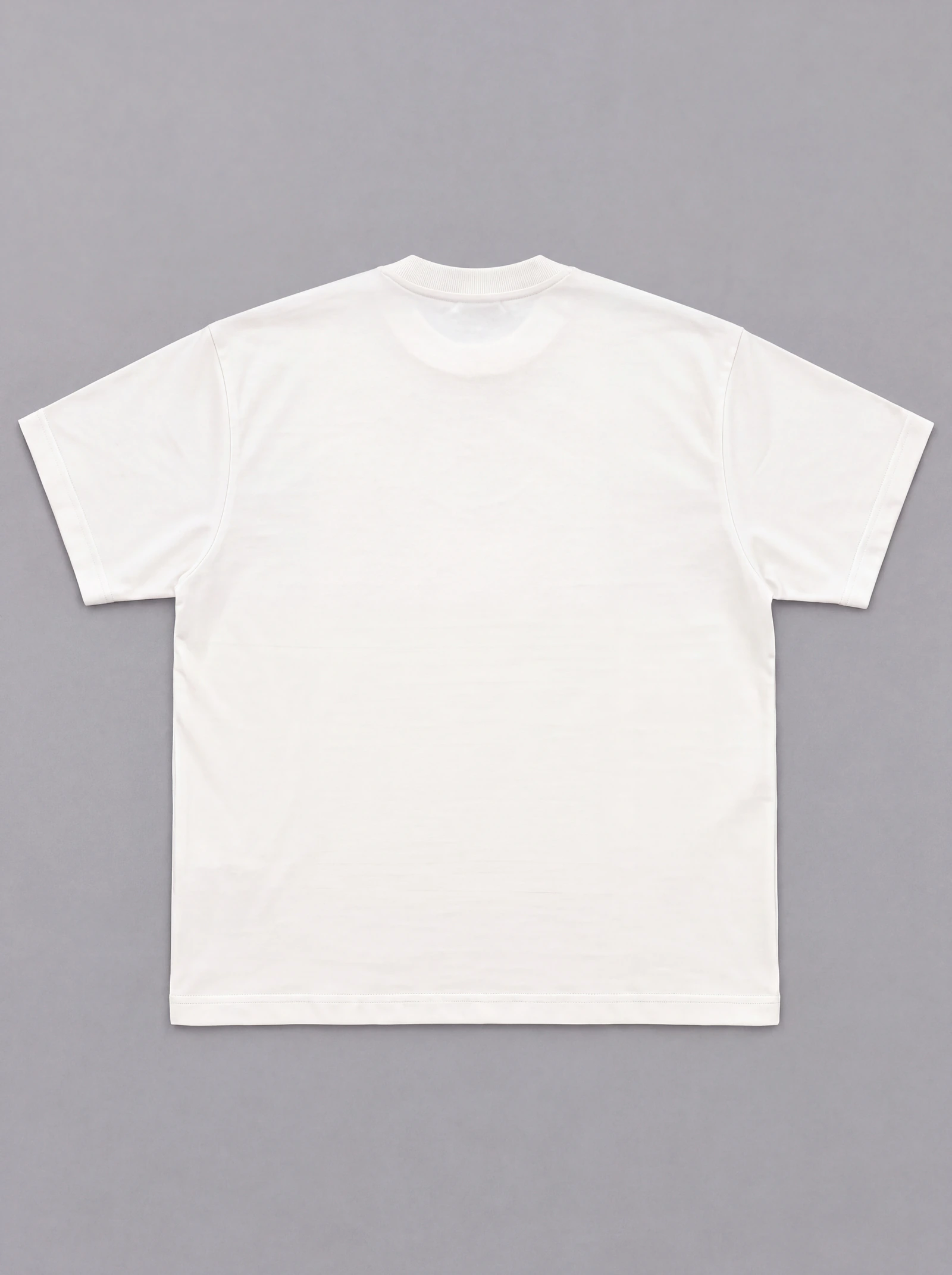 Camiseta Boxyover Teñida Crudo — espalda