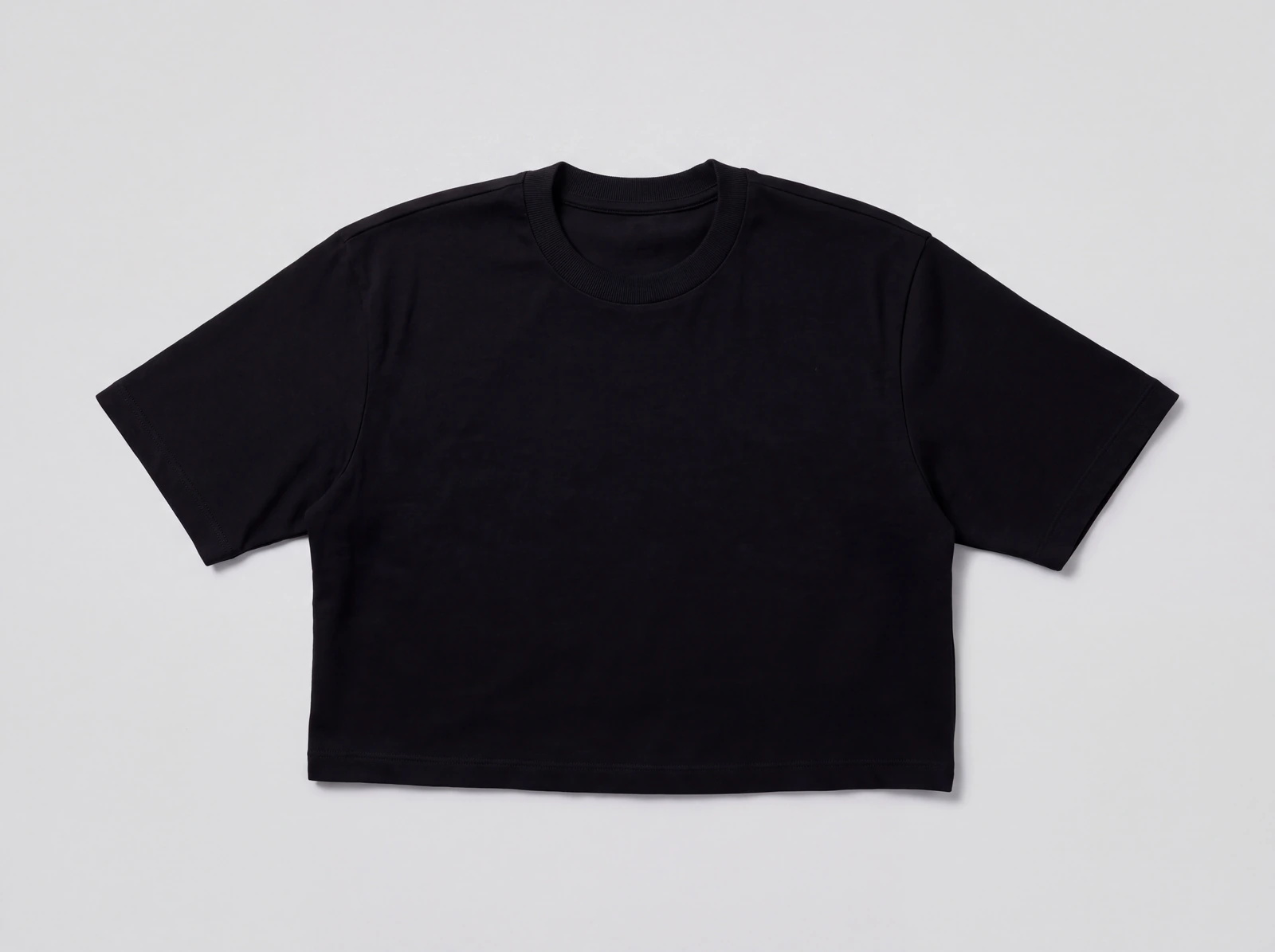 Crop Top Básico Negro — frente