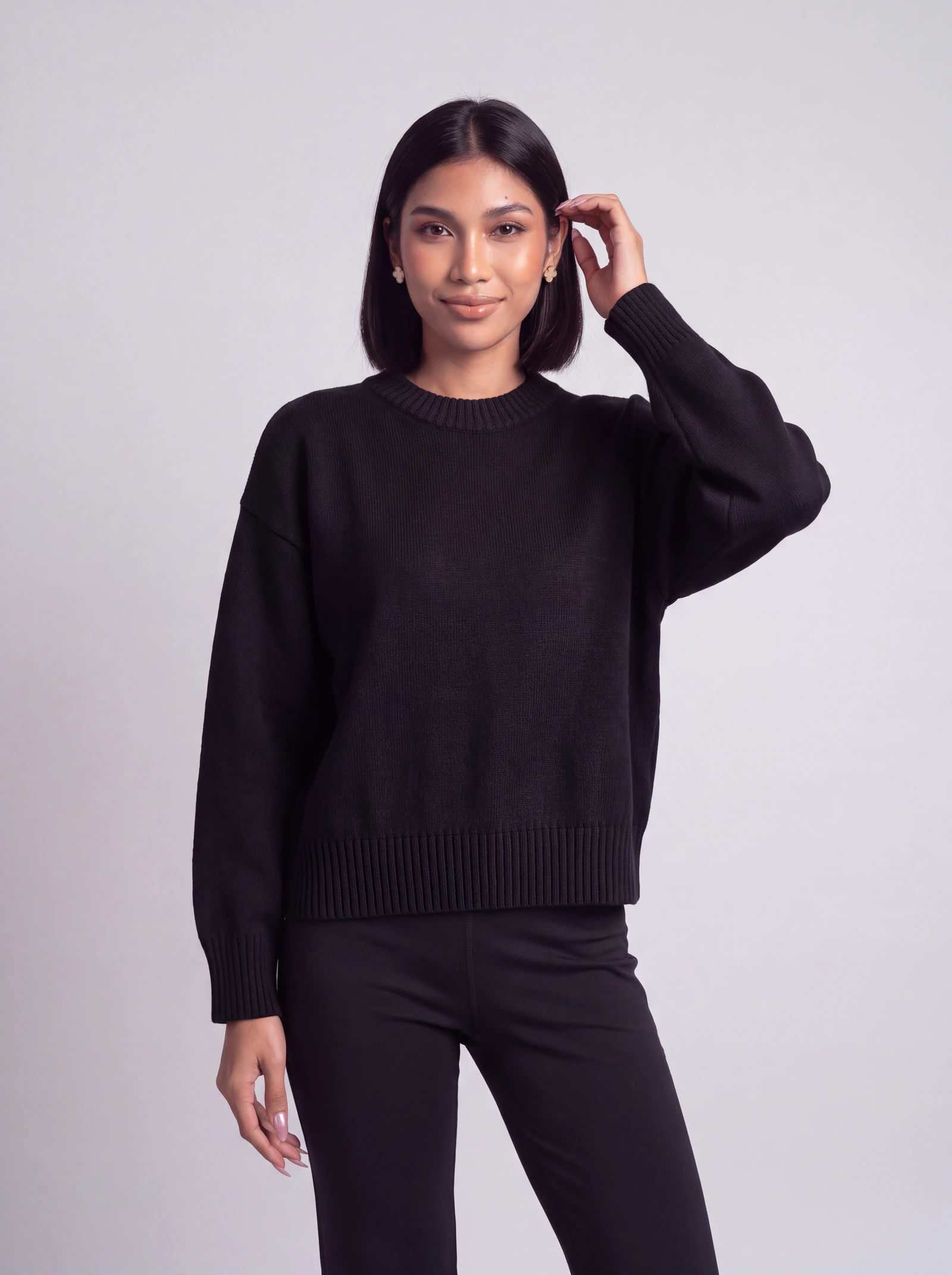 Crewneck Tejido Cuello Redondo — Negro