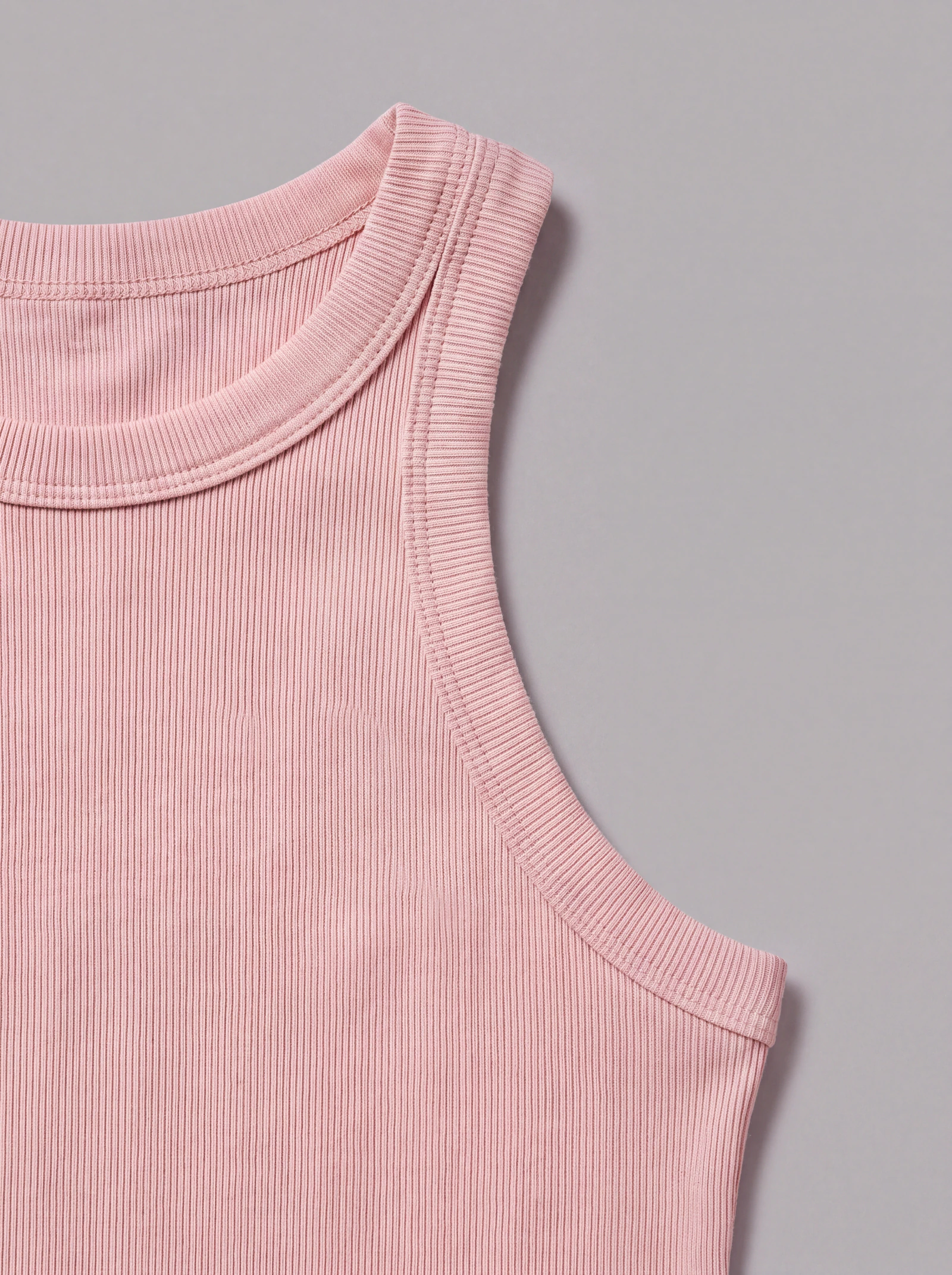 Tank Top Rib Rosado — detalle: sisa