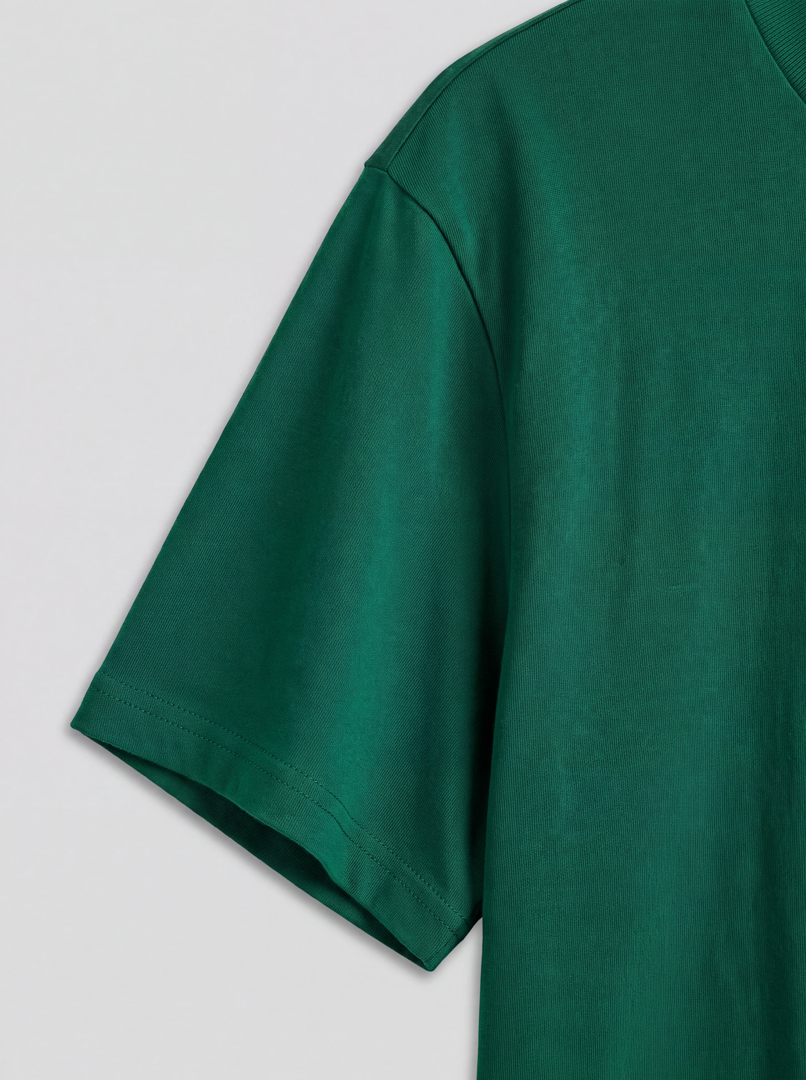 Camiseta Oversize Verde Jus — detalle: manga